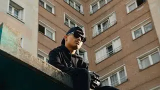 Mola - Toute l'année (Clip Officiel)