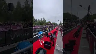 Fred Funk🇩🇪 is first off the bike and flies through transition along with Martis Margier🇫🇷 and more!