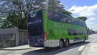 ônibus na rodoviária de São José dos Campos