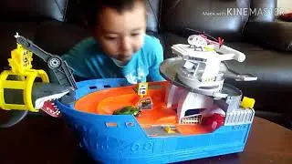 ADVENTURE FORCE SHARK ATTACT Playset by KJ