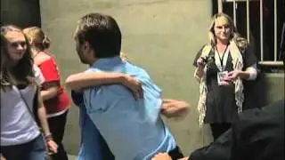 Nick Vujicic breaks the World Hug Record