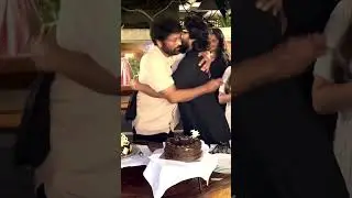 #RamCharan celebrates his father #Chiranjeevi's birthday with a wholesome cake cutting session