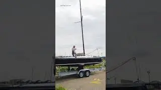 Saffier Yachts - SE 24 Lite safe & easy mast-stepping by one person