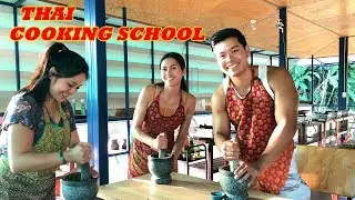 BEST Cooking Class in CHIANG MAI | Baan FARM Cooking School!