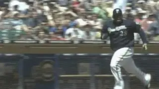 TOR@MIL: Fielder hits an inside-the-park homer
