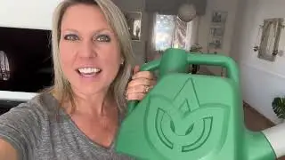 1.5 Gallon Green Watering Can Review | Lightweight Garden & Houseplant Watering Pot