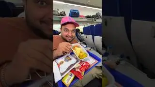 Vande Bharat Express Train Food 😱😱 #shorts