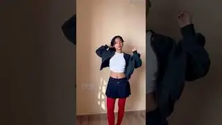 Trying the most viral stocking 👯&zwj;♀️ #vlog #viralvideo #stocking  #redstocking #explorepage