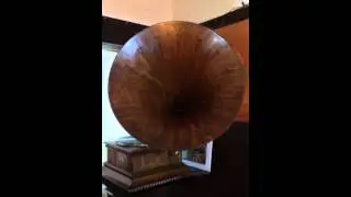 Victor Frequency Record on G&T (HMV) Monarch Senior