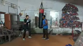Shravan  kit bag practice with coach anil boxer training call9989791988 DMBC boxing club Indra pryad