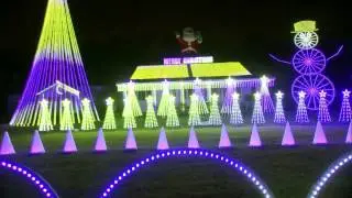 Hohensee Family Light Show - The Great Christmas Light Fight Season 4