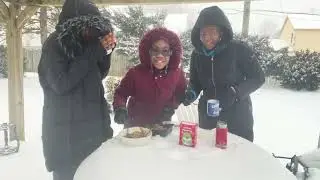 Eating hot pepper soup in the Snow ❄️ #reels #youtubeshorts #viral #youtube #ytshorts #shorts #snow 