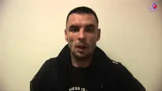 Albert ki&uuml;t&ouml;tte Kőr&ouml;st (A Profibox Promotion &aacute;prilisi rendezv&eacute;nye)
