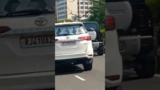 Legender Fortuner vs Defender Land rover racing 🛞 #shorts #trending #2023 #sportscar