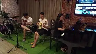 Jazz class piano & Bass ensemble