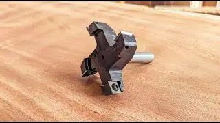 Flattening Wood Slab Using 4 Flute Surfacing Router Bit