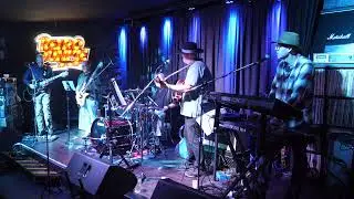 Truckin Dead Gold Cover @RetroJunkie 1 24