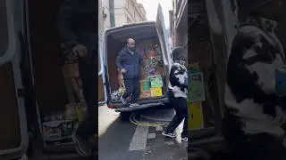 Trimulzing people in London #prank #npc #shortvideo #funny