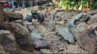 Backyard fun with my modified Redcat Everest 10