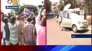 TJAC Leaders & Protester Detained At Sundarayya Vignana Kendram On Unemployment