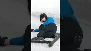 Emiru and ExtraEmily Go Skiing for the First Time #ATTInfluencer @ATT