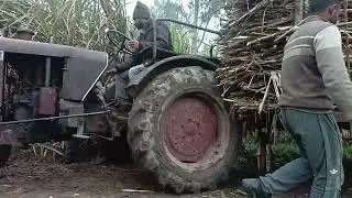 Tractor vs jcb ll kisme h kitni jan #tractor #entertainment 