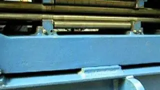 Aetna Standard 17-Roll Backed Up Leveler, 36
