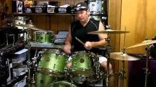 Being a lefthanded drummer