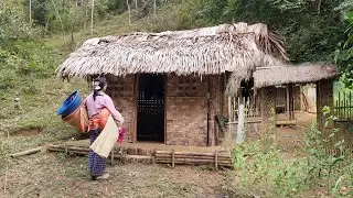 What will happen to that single woman when they are forced to live in an abandoned house?