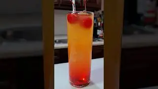 How to Make a MALIBU SUNSET Cocktail 🍹🌅 | Easy Coconut Rum Drink Recipe with Orange and Pineapple 🍊🍍