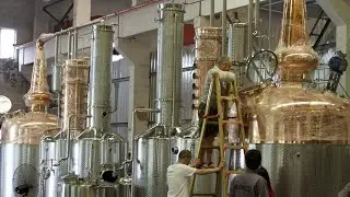 Boben 2023 New Customized 5000 litres Copper Pot Still Distillation Equipment