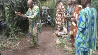 Baba Ifasola dancing in Igbodu