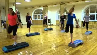 Фитнес центр Асик. Степ аэробика с Кристиной Кабановой.