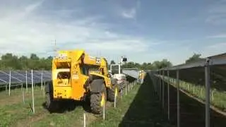 UofI/Facilities & Services - Solar Farm project panel installation