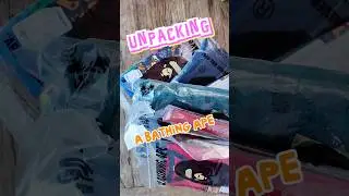 Unpacking A BATHING APE form  