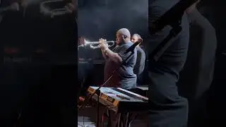 Alexander Abreu - Havana D'Primera with Mandala Trumpet Apocalipsis Giant Bell!