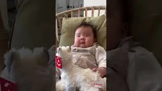 When a 2-month-old interviews her future dentist [Pediatric Dentist]