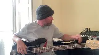Dancing in the dark Bass cover
