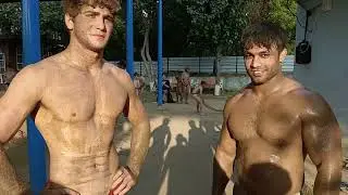Jeetu Pahlwan and Jaret : Interview after practice : Guru Shyamlal akhada, world wrestling tour
