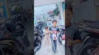 Beli Ice Cream Jumbo Cuman 20 ribuan Pake Voucher  #shortvideo #shorts #shortsviral #makanicecream