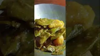 Sem Aloo Ki Sabzi Mom's Special| सर्दियों में अलू सेम की सब्जी #shorts #aloo #sem #quick #easy