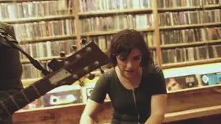 3 Dont let the green grass fool you ( Live At Maniac Records )