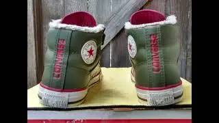 Converse All Stars CTAS Army Green Midtop Sherpa Mens or Junior Size 5 or Womens Size 6.5 **SOLD**
