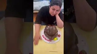عيد ميلاد اختي وحسين جابلها كيكه من دجاجه قصفها😂💙