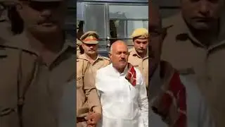 एटा पूर्व विधायक रामेश्वर सिंह यादव को पुलिस की कड़ी सुरक्षा के बीच जेल भेजा गया।