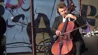 SARKANDAUGAVA.DAUDERU PARKĀ DUETS- ČELLISTS VALTERS PŪCE UN PIANISTS DAINIS TENIS.POPMŪZIKA.14.08.25