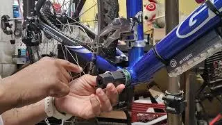 Essential Bike Skills for Preppers | Removing & Replacing Bottom Bracket with Park Tools BBT-22