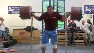 290kg squat with no hands  Koklayev