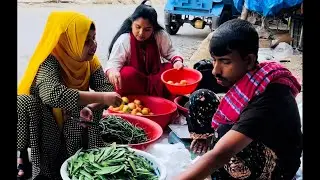 চালাকি করে মহিলা দোকানদার এর কাছ থেকে ১১ হাজার টাকা নিয়ে গেলো কিভাবে দেখুন🤣।