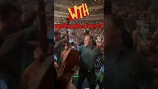 Zach Bryan had no chill with this fan 😨🤫🔥#shorts #zachbryan #countrymusic